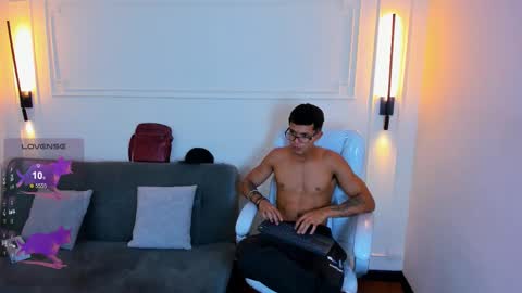 Ryan And Casper online show from January 12, 6:59 pm