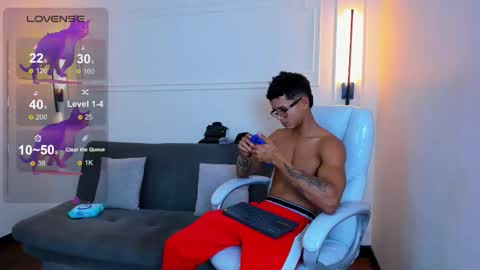 Ryan And Casper online show from December 15, 4:36 pm