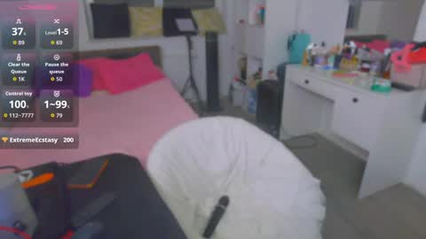 Victoria online show from May 5, 2:07 am