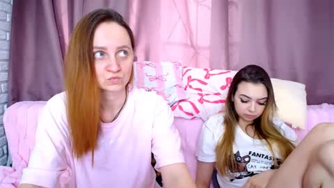 paradisexparadisex online show from April 5, 10:12 am