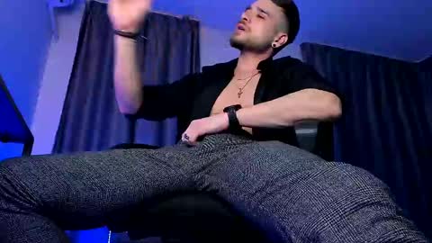 Paris online show from February 16, 9:59 pm