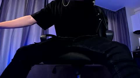 Paris online show from April 9, 5:22 am