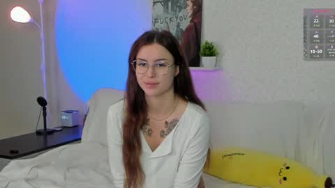 Snapshot of partytyamba chatting on September 30, 8:03 am partytyamba online show from September 30, 8:03 am