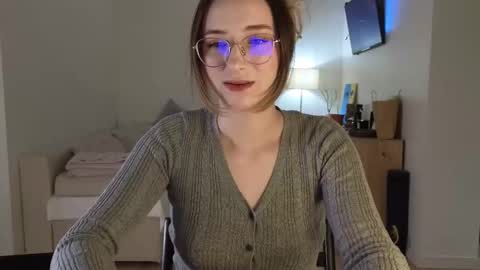 Anna online show from March 20, 9:31 pm