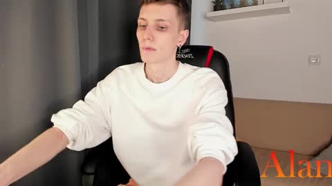 Snapshot of passionprince69 chatting on October 15, 5:54 am Alan online show from October 15, 5:54 am