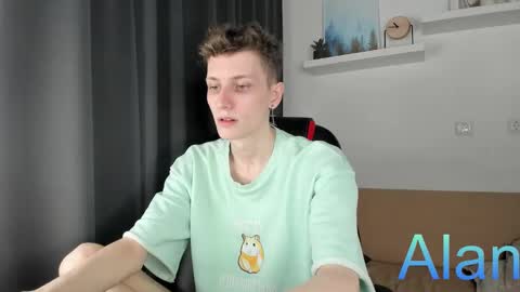 Snapshot of passionprince69 chatting on October 18, 3:38 pm Alan online show from October 18, 3:38 pm