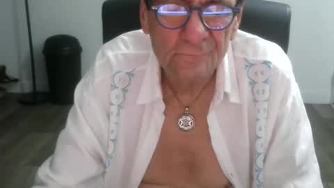 Bob online show from January 9, 1:44 am