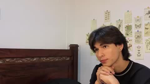 patri_ck_villa online show from January 17, 1:59 am