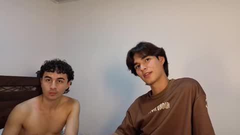 patri_ck_villa online show from December 1, 9:46 pm