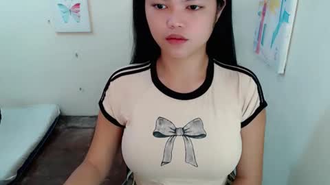 Patricia online show from April 8, 9:18 pm