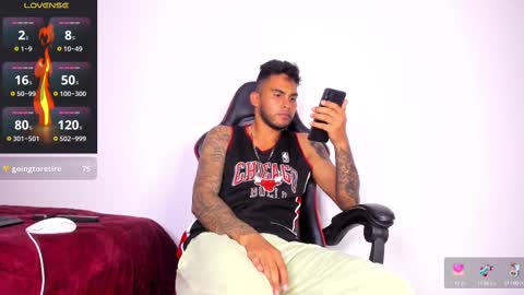 Snapshot of patrick_hot69 chatting on March 3, 4:36 am patrick_hot69 online show from March 3, 4:36 am