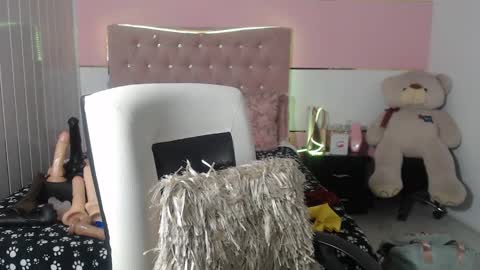 patty squirt87 online show from March 9, 9:57 am