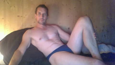 paueriwan online show from August 8, 9:36 pm