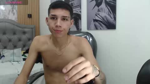 PAUL online show from December 17, 6:03 pm