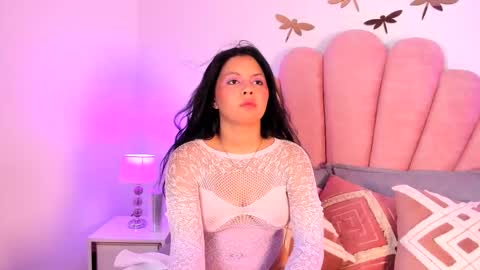 Paula   online show from December 14, 2:18 am