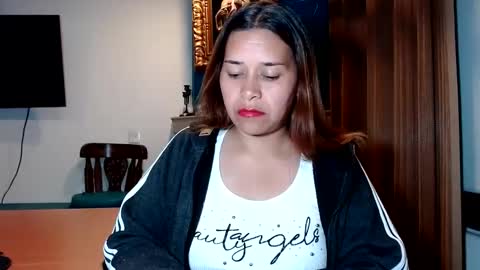 PAULA online show from January 9, 2:11 am