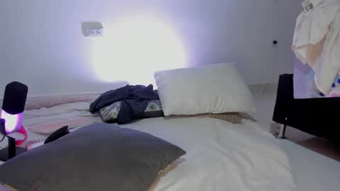 Paula perez - online show from February 25, 4:03 am