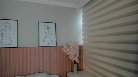 Paulina online show from December 9, 1:02 pm