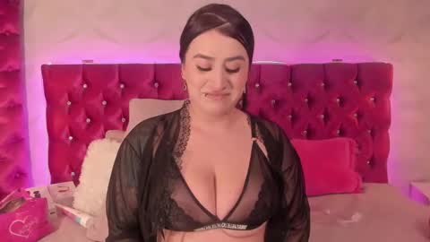 paulinabelen21 online show from October 8, 4:07 am