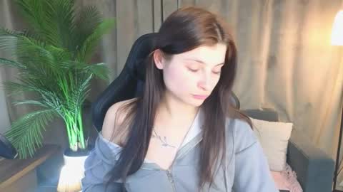 Pauline online show from January 11, 1:06 pm