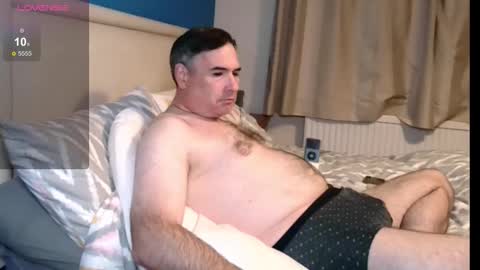 Snapshot of paulyandrew chatting on October 21, 9:29 pm paulyandrew online show from October 21, 9:29 pm
