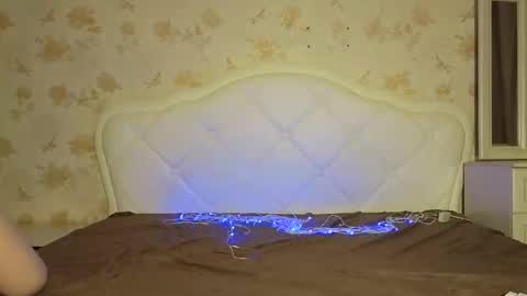 PawsClawss online show from November 24, 8:29 pm