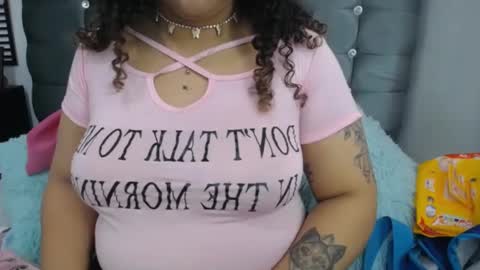 Snapshot of payton_bailey chatting on February 6, 1:21 pm Payton online show from February 6, 1:21 pm
