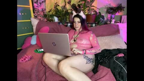 payyourprincessjess online show from January 1, 2:09 am