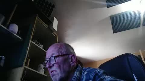 pc8474408 online show from April 24, 2:52 pm