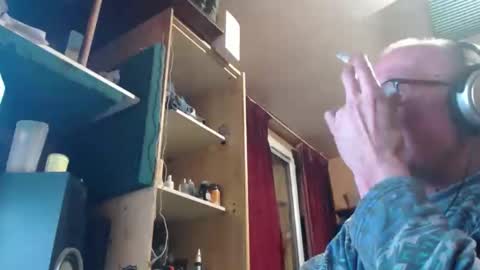 pc8474408 online show from January 10, 3:50 pm