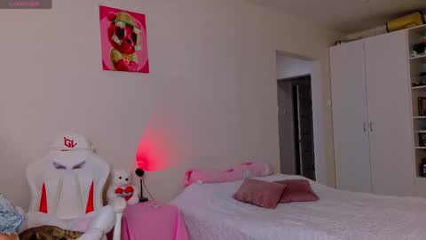 Ann online show from April 24, 2:13 am