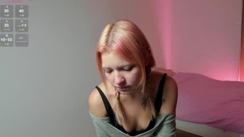 Alice online show from March 30, 4:51 pm