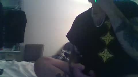 peanutbutterandjealous1 online show from June 1, 3:41 am