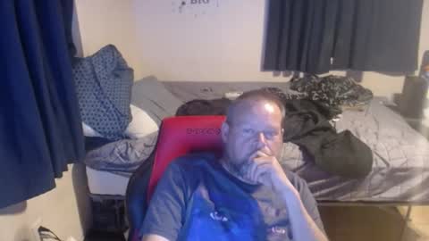 pecker40 online show from March 8, 5:33 am