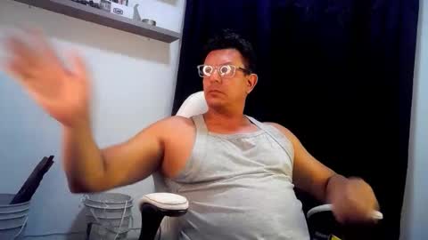 Pedro online show from May 22, 2:51 am