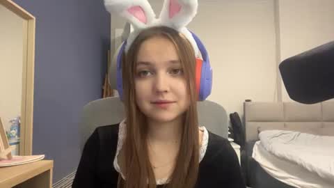 Luna Vale online show from July 12, 2:09 pm