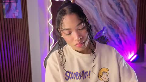 penelope online show from May 6, 3:01 am