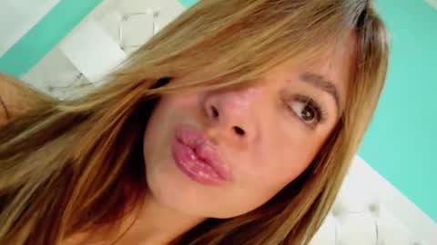 Penelope Laurent online show from March 25, 12:45 pm