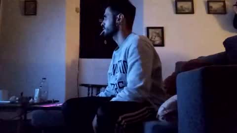 penesvoladores92 online show from December 4, 7:13 pm