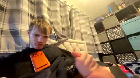 Penguin online show from December 19, 12:28 am