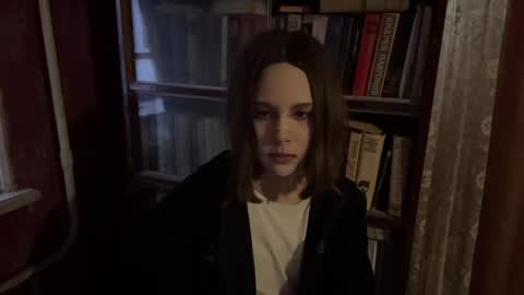 Alya online show from April 2, 12:45 pm