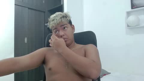 Snapshot of percibal_junior1 chatting on January 23, 10:01 am percibal_junior1 online show from January 23, 10:01 am