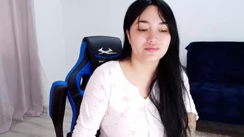 Snapshot of perfect_daisy chatting on September 30, 7:30 am Daisy online show from September 30, 7:30 am
