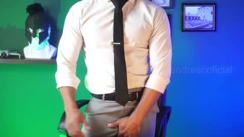 andres    online show from February 25, 5:19 pm