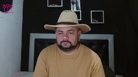 Carlos online show from February 21, 2:48 pm