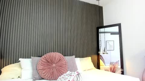 Lizza online show from September 23, 11:26 am