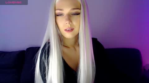 Snapshot of pervyblonde chatting on February 28, 7:58 am Isabella online show from February 28, 7:58 am