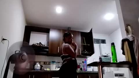 kamila online show from May 18, 1:59 am