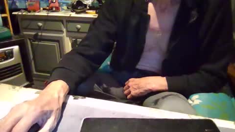 Snapshot of peter_on_kik chatting on October 11, 4:06 am make me cum in pvt dutch german daddy c2c bigcock online show from October 11, 4:06 am