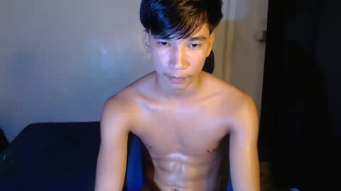 peterfan07 online show from December 15, 9:16 am